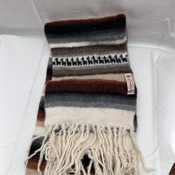 Inka tradtions baby alpaca handmade scarf striped bohemian fringe neural casual - Picture 5 of 5